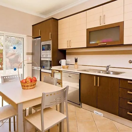 Belchior Nunes Villa *
